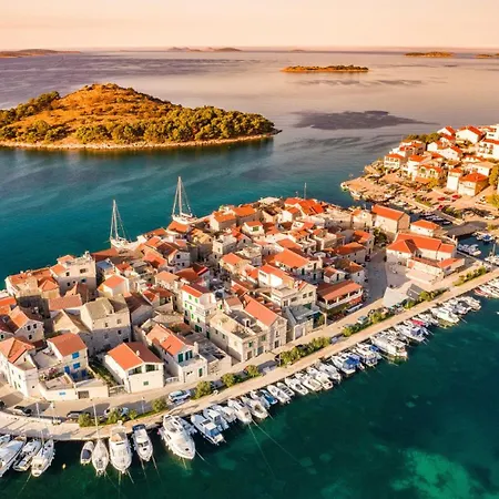 Barbara 4 By Guide Appartement Tribalj