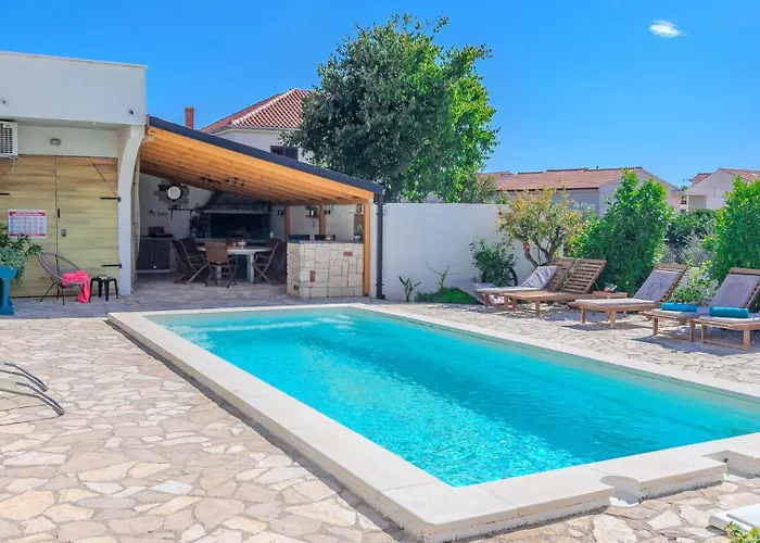 Barbara 4 By Guide Appartement