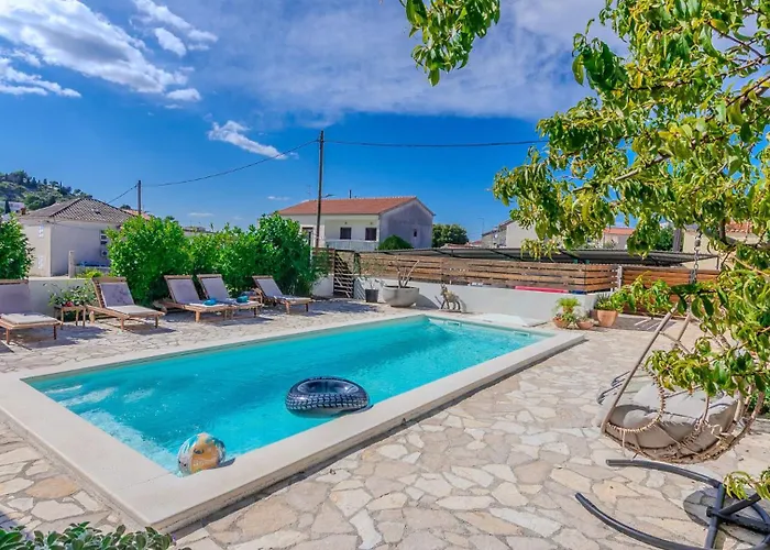 Barbara 4 By Guide *